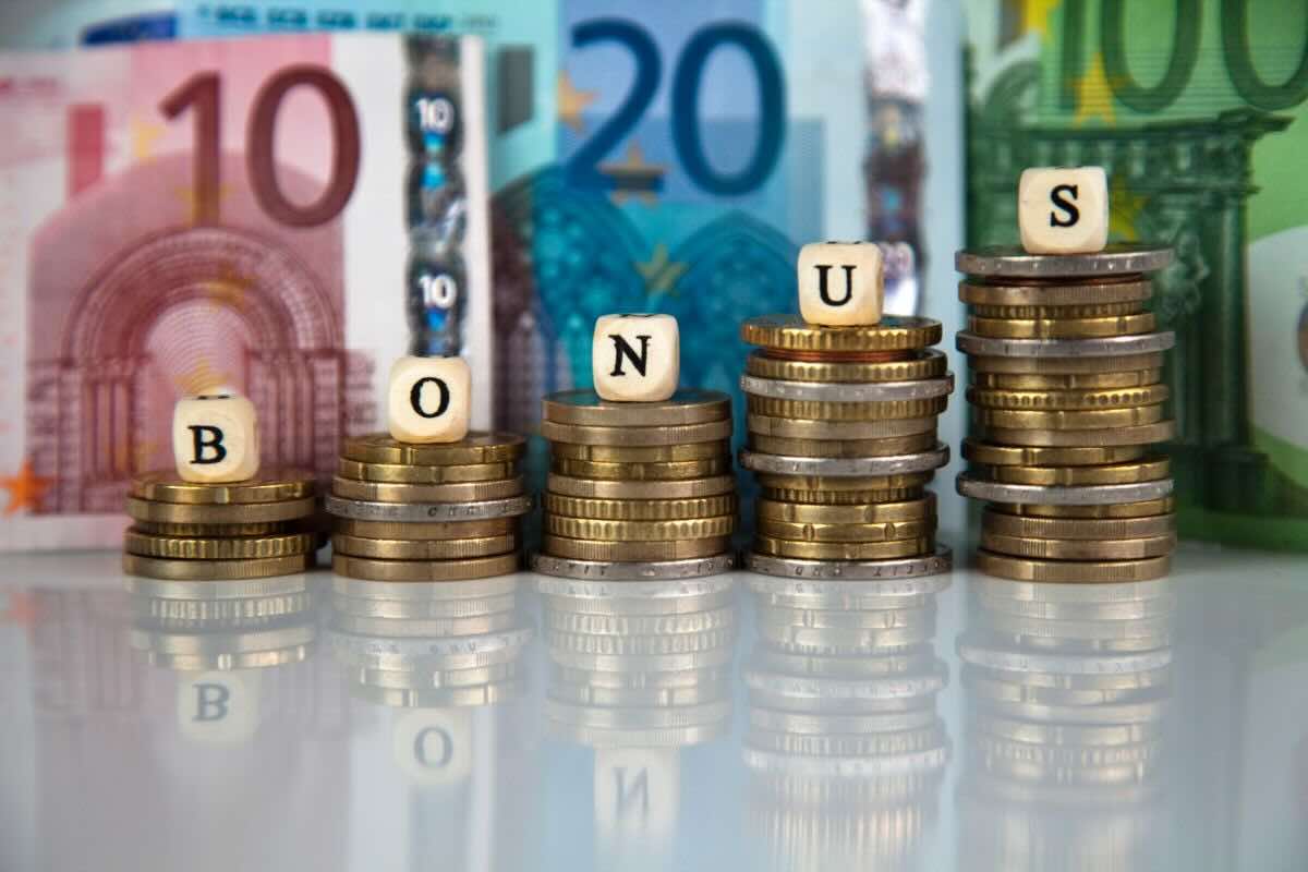 Banconote e monete euro, bonus