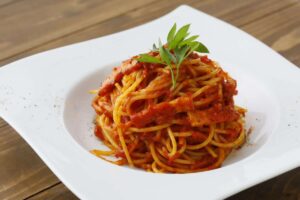 Spaghetti con sugo