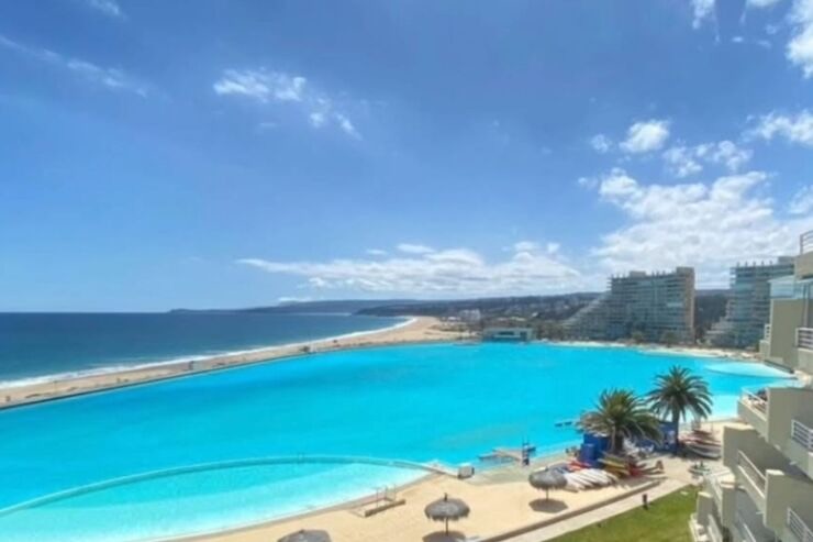 Piscina più grande del mondo