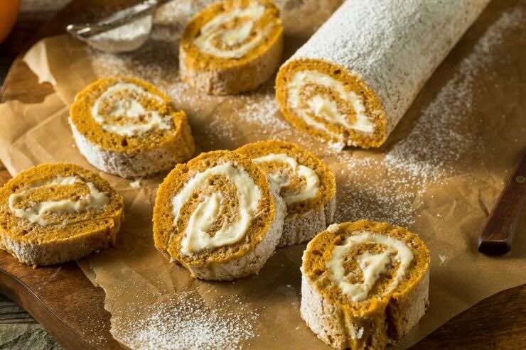 Rotolo dolce, fette tagliate